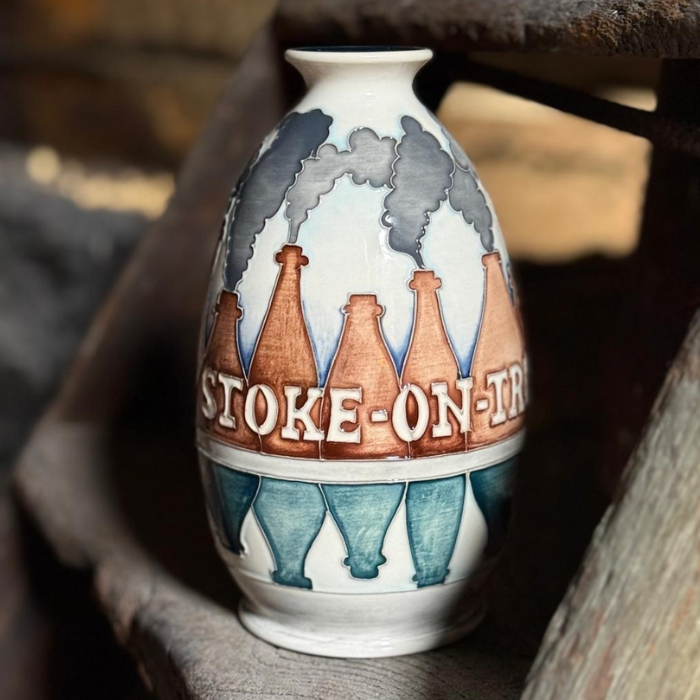 Stoke-on-Trent 1913 - Vase